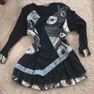 Beautiful flowy blouse